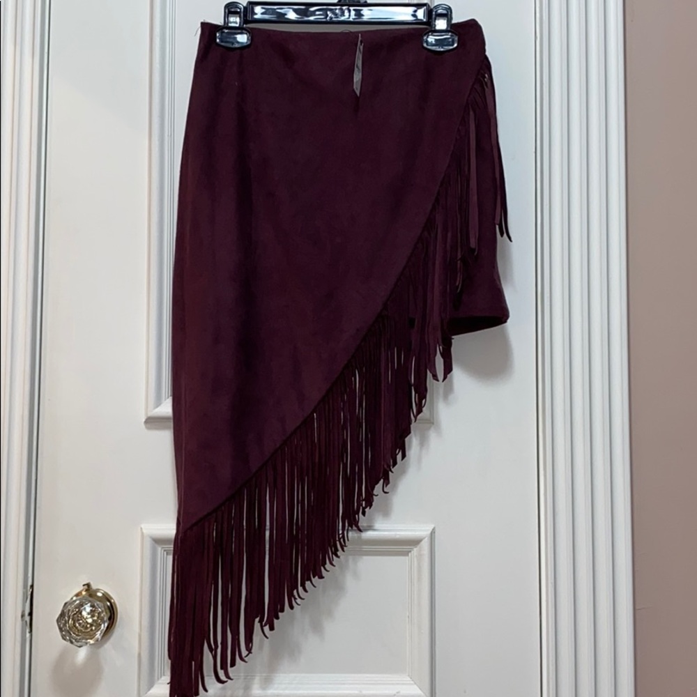 NWT faux suede skirt with fringes
